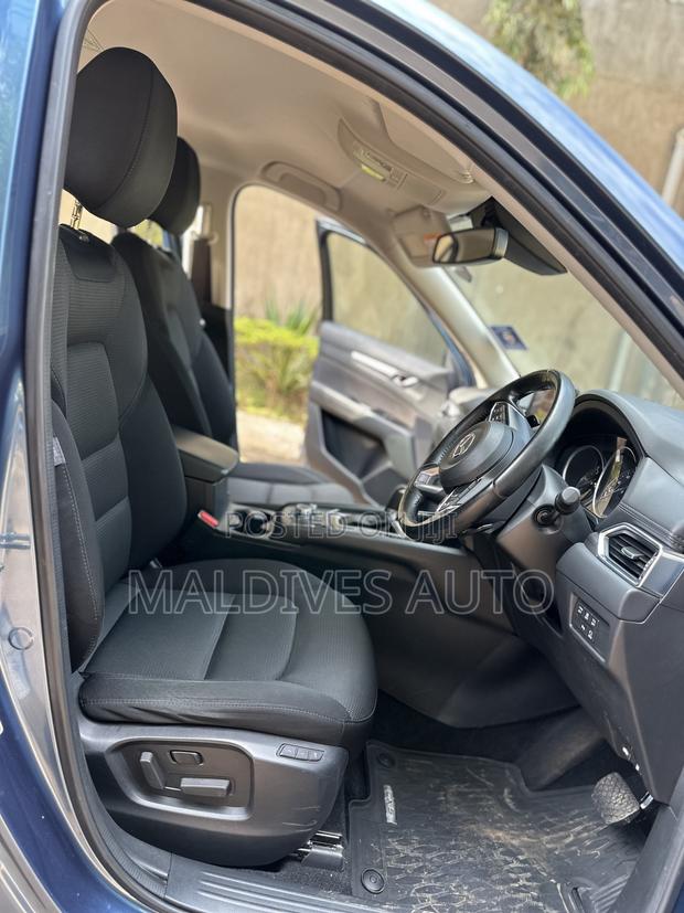 Mazda CX-5 2018 Blue