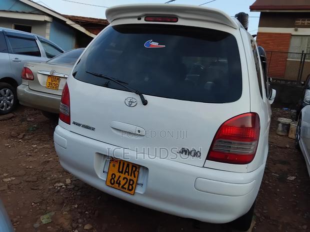 Toyota Corolla Spacio 2001 White