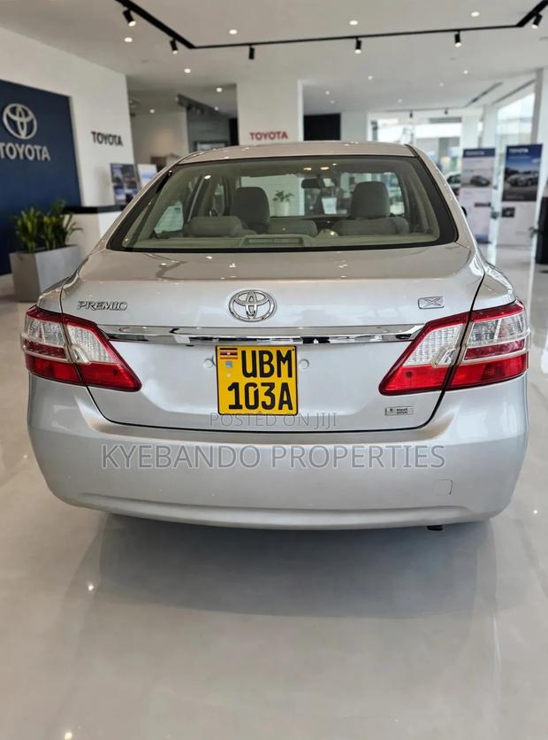 Toyota Premio 1.8 AWD 2010 Silver