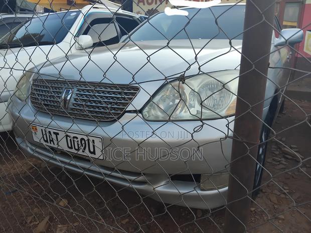 Toyota Mark II 2002 Silver