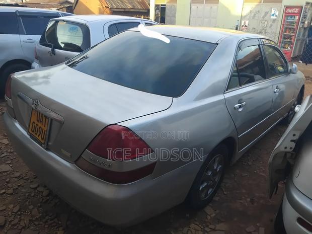 Toyota Mark II 2002 Silver