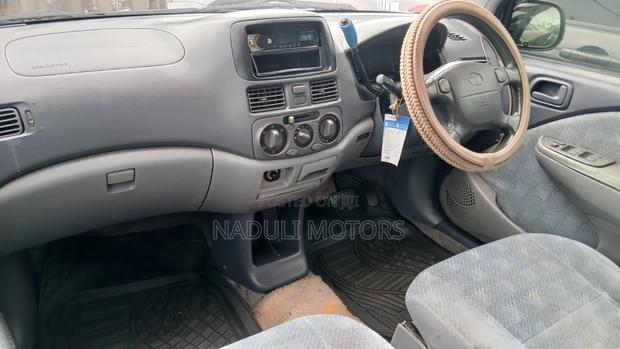 Toyota Raum 1.5 FWD 2002 Black