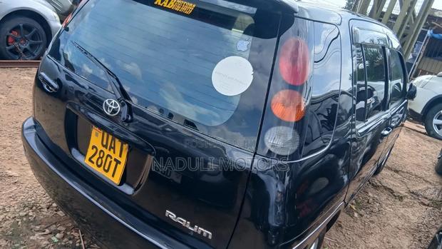 Toyota Raum 1.5 FWD 2002 Black