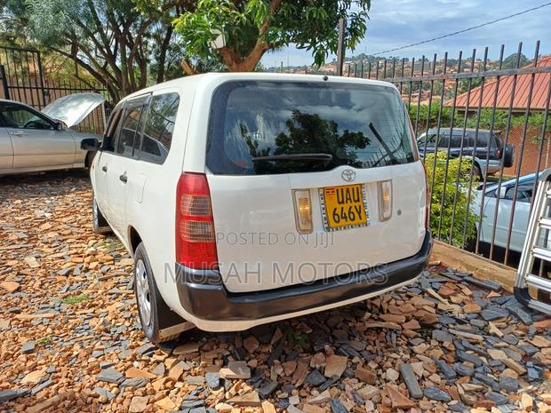 Toyota Succeed 2006 White