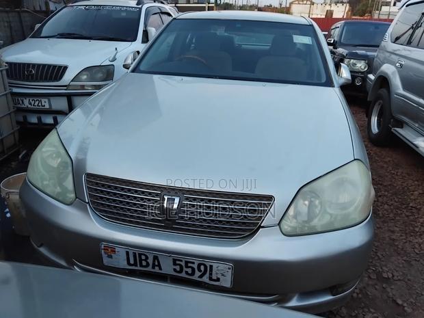 Toyota Mark II 2002 Silver