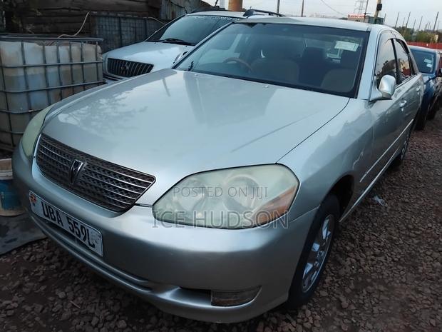 Toyota Mark II 2002 Silver