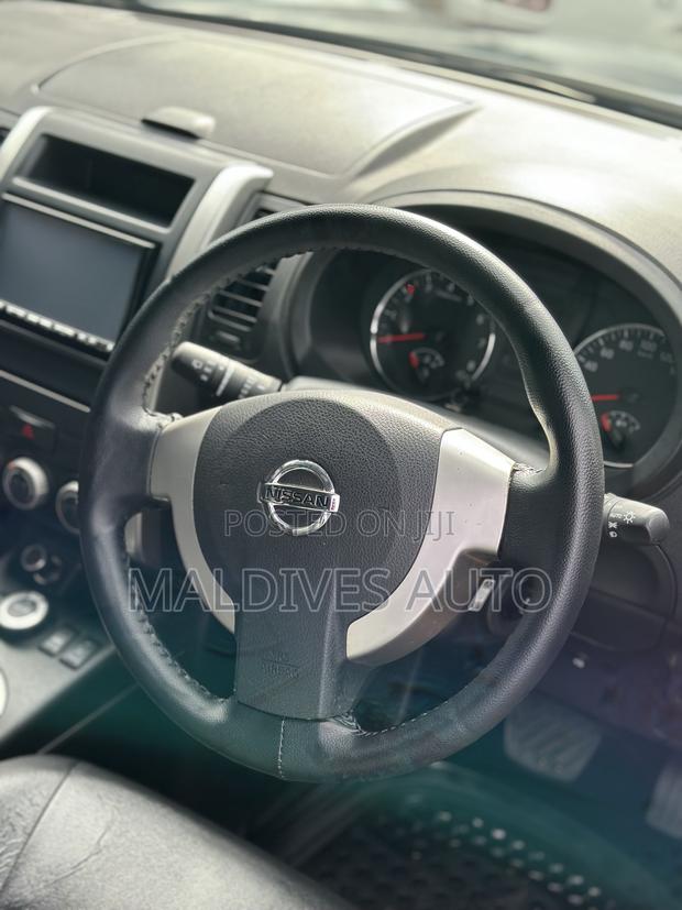Nissan X-Trail 2012 Blue