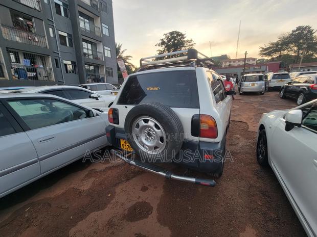 Toyota RAV4 1999 Silver