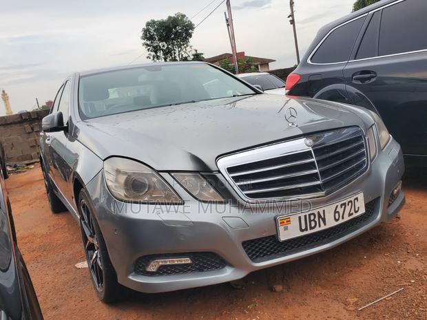 Mercedes-Benz E300 2012 Gray