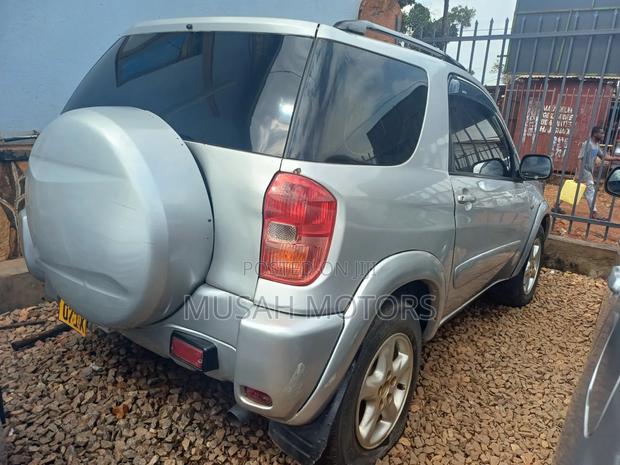 Toyota RAV4 Automatic 2003 Silver