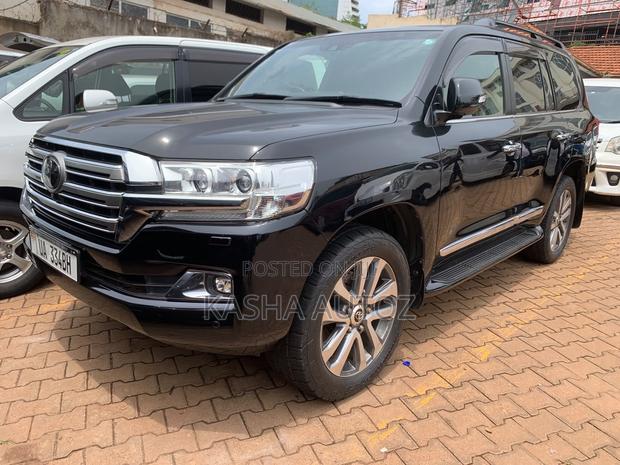 Toyota Land Cruiser 2017 Black