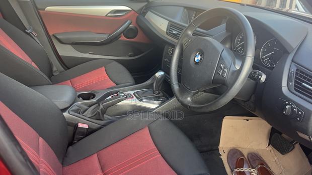 BMW X1 2011 Maroon