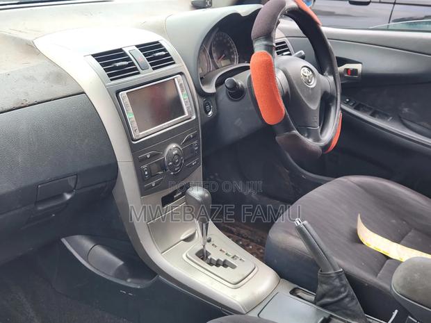 Toyota Corolla Fielder 2010