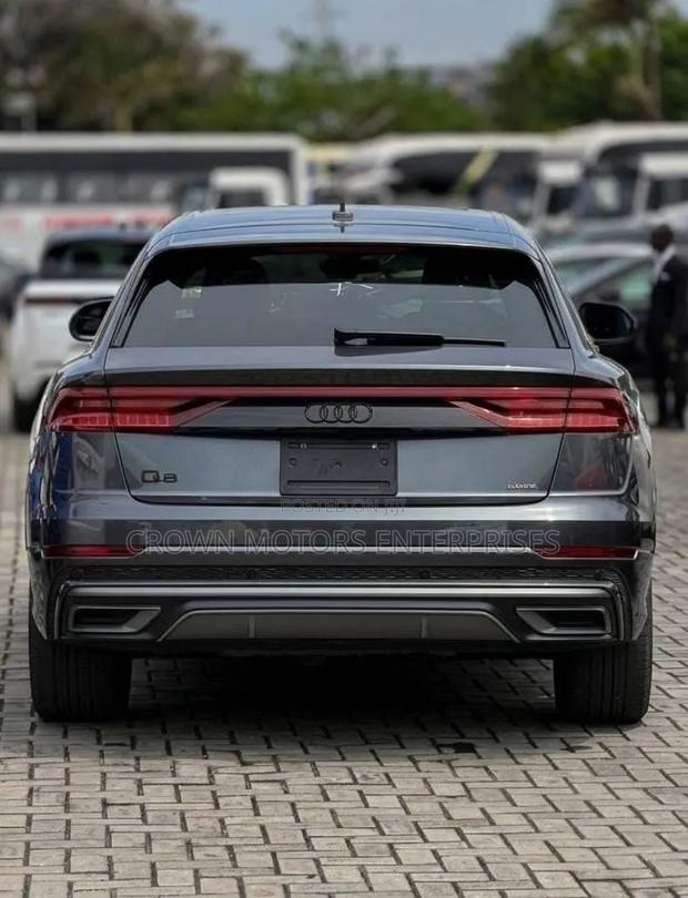 Audi Q8 55 Premium AWD quattro 2020 Gray