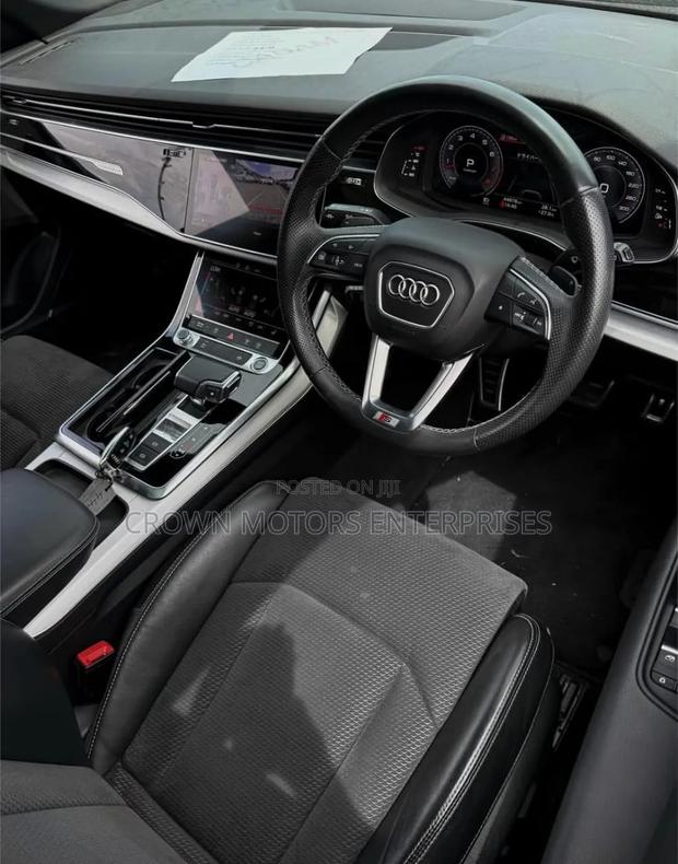 Audi Q8 55 Premium AWD quattro 2020 Gray