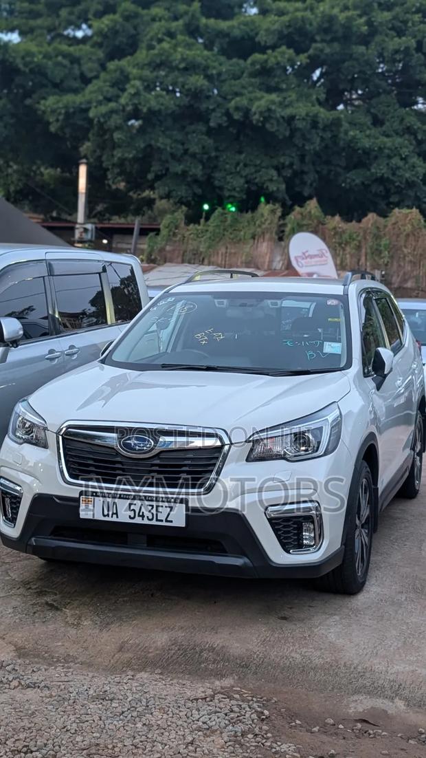 Subaru Forester 2019 Off white