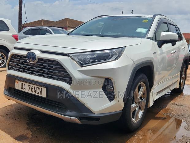 Toyota RAV4 2020 White