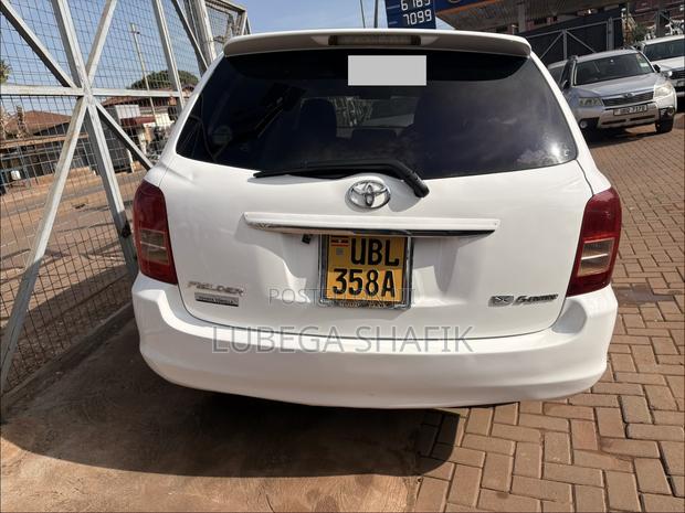 Toyota Corolla Fielder 2010 White