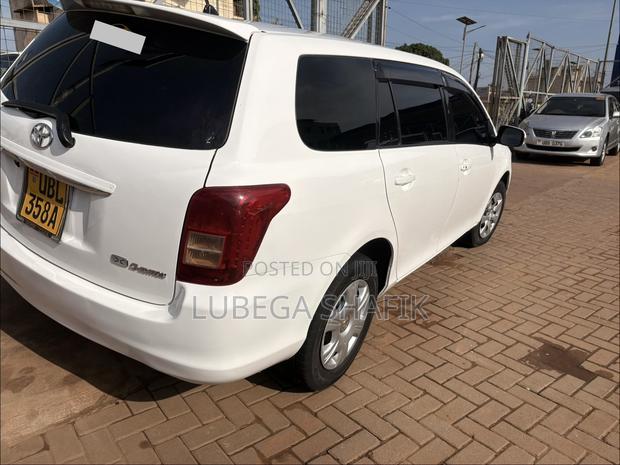 Toyota Corolla Fielder 2010 White