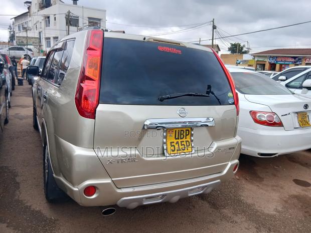 Nissan X-Trail 2007 Gold