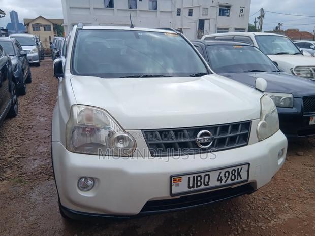 Nissan X-Trail 2010 White