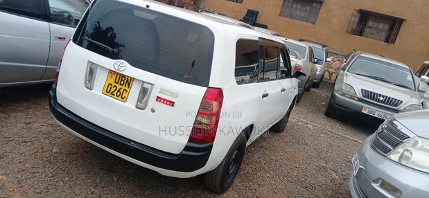 Toyota Probox 2004 White