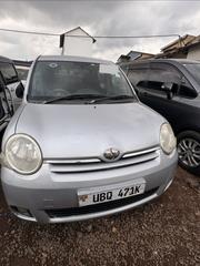 Toyota Sienta 2009 Silver for sale