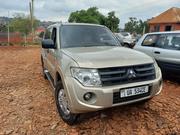 Mitsubishi Pajero 3.0 2010 Gray for sale