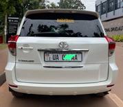 Toyota Vanguard 2010 White for sale
