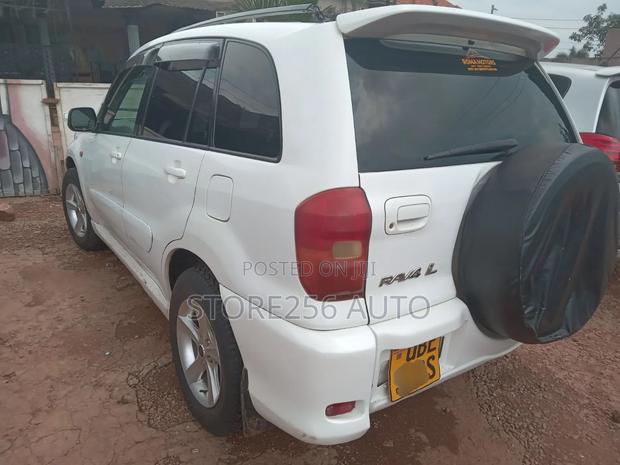 Toyota RAV4 X 2002 White