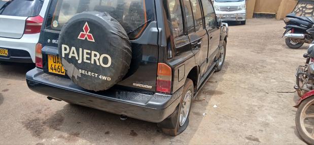 Suzuki Escudo 2005 Gray
