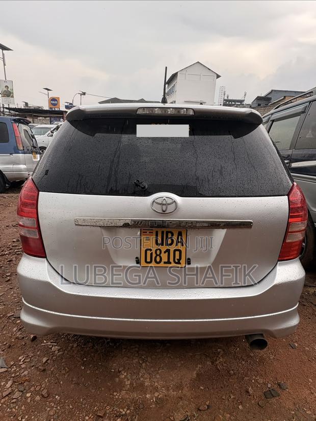 Toyota Wish 2006 Silver