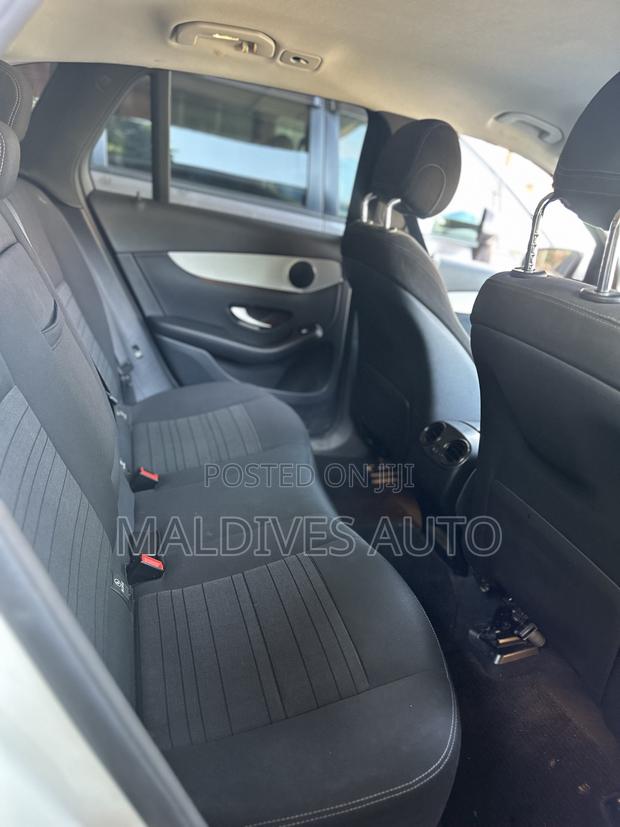 Mercedes-Benz GLC-Class 2019 White