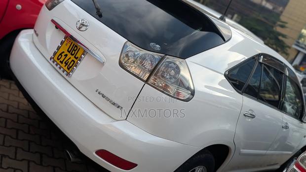 Toyota Harrier 2009 White