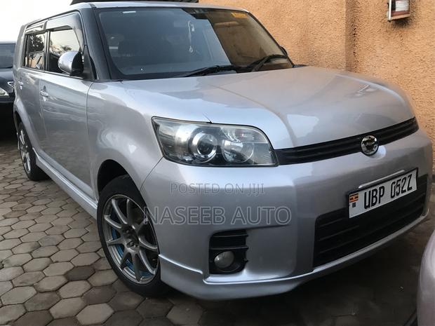 Toyota Corolla Rumion 2010 Silver