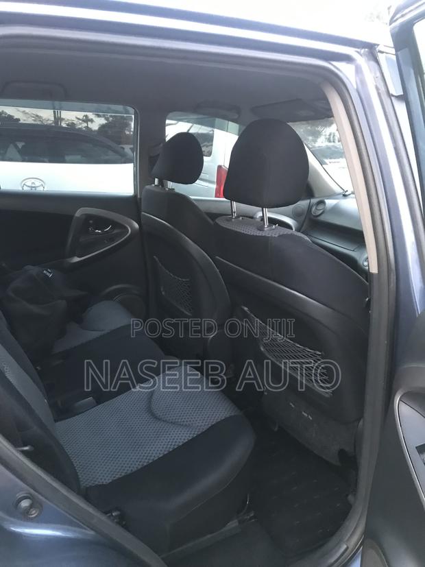 Toyota RAV4 2008 Blue