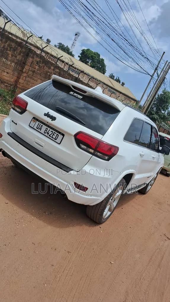 Jeep Cherokee Sport 4dr SUV (2.4L 4cyl 9A) 2015 White