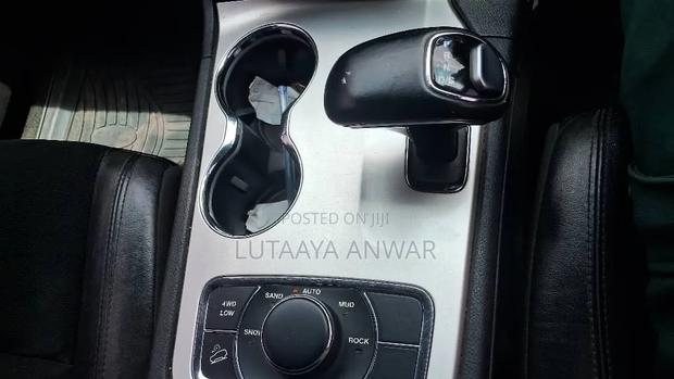 Jeep Cherokee Sport 4dr SUV (2.4L 4cyl 9A) 2015 White