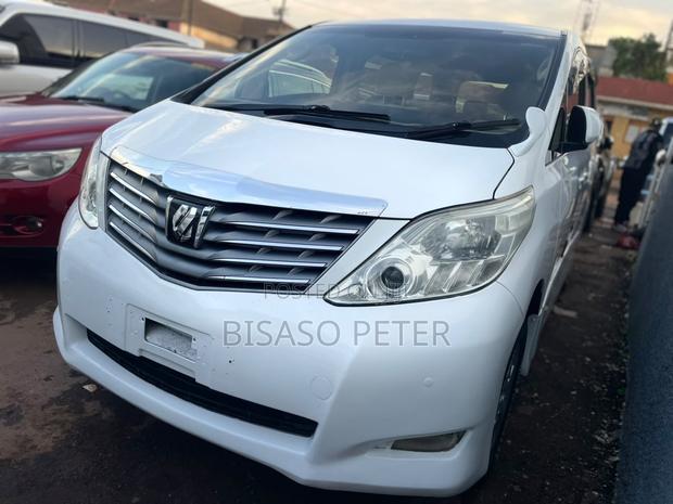 Toyota Alphard 2010 White