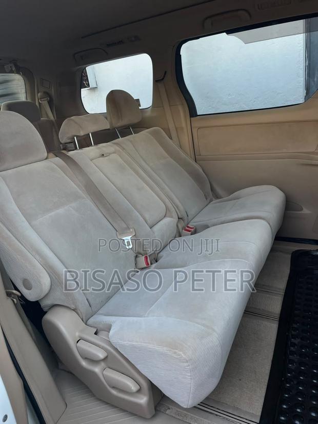 Toyota Alphard 2010 White