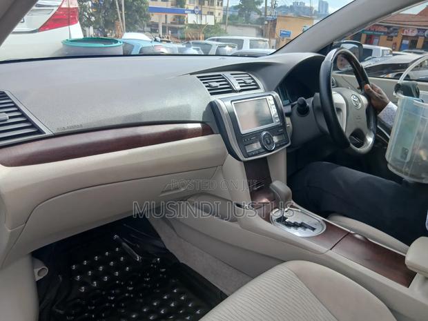 Toyota Premio 2010 White