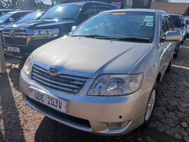 Toyota Corolla 2006 Gold