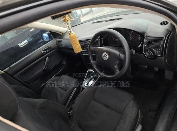 Volkswagen Golf 2.0 FSI Comfortline 2004 Black