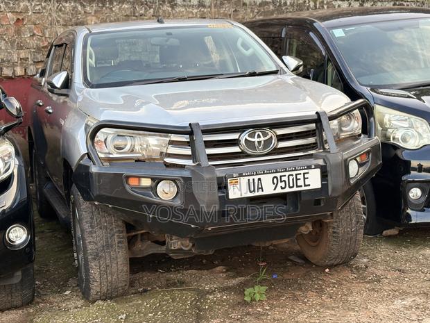 Toyota Hilux Revo Double Cab Deisel 2.8 AWD 2016 Silver