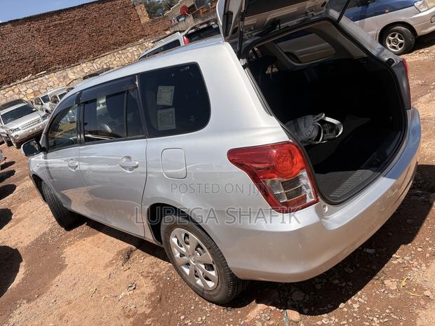 Toyota Corolla Fielder 1.5 Petrol AWD 2010 Silver