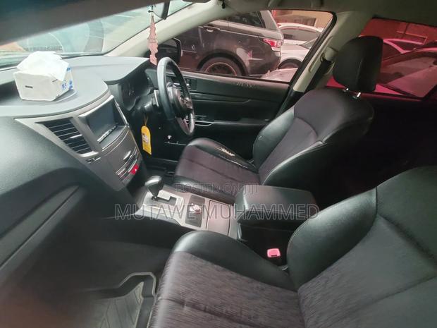 Subaru Outback 2012 Black