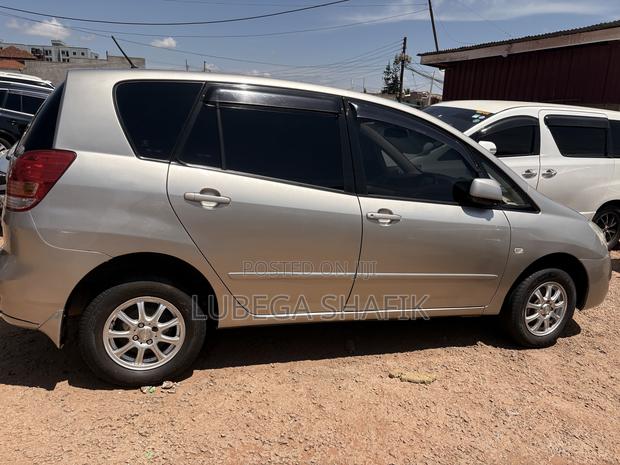Toyota Corolla Spacio 1.5 X 2006 Silver