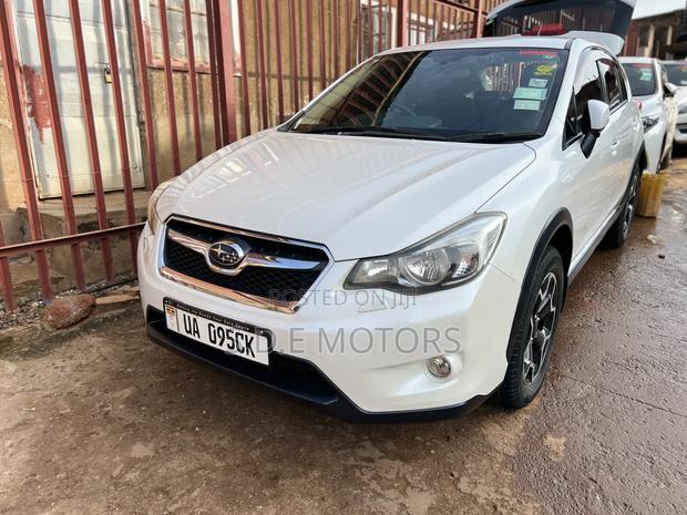 Subaru XV Hybrid 2016 White
