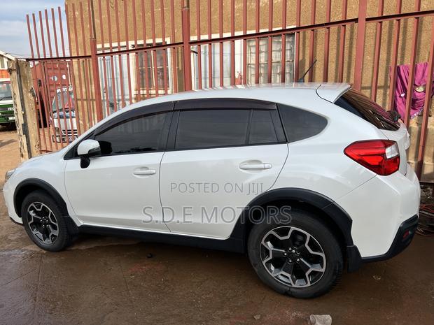 Subaru XV Hybrid 2016 White