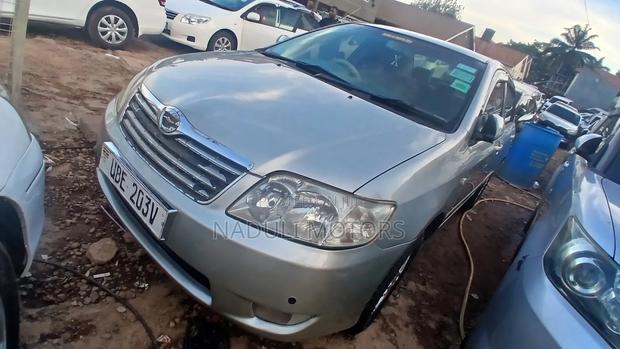 Toyota Corolla 2005 Silver
